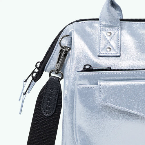 Crossbody Adventurer Small Hobart